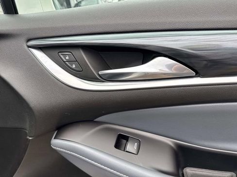 Used 2018 Buick Enclave Premium image 20