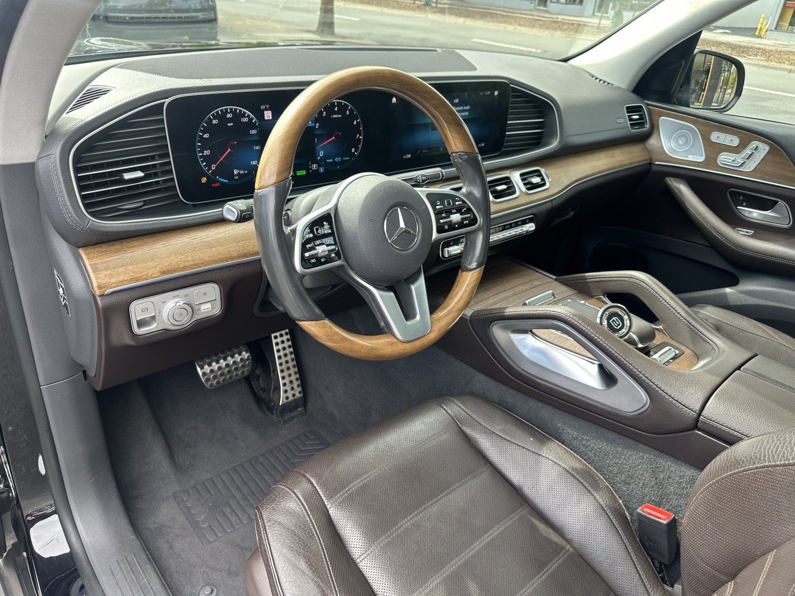Used 2020 Mercedes-Benz GLS 580 4MATIC image 19