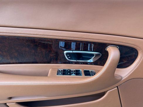 Used 2005 Bentley Continental GT image 10