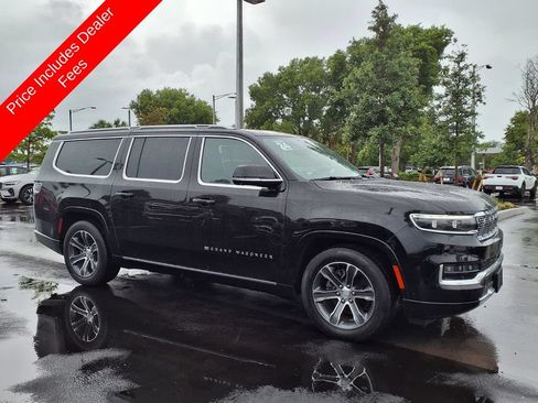 Used 2024 Jeep Grand Wagoneer L 4WD image 8