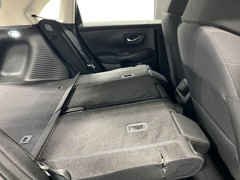 Certified 2025 Honda HR-V LX image 29
