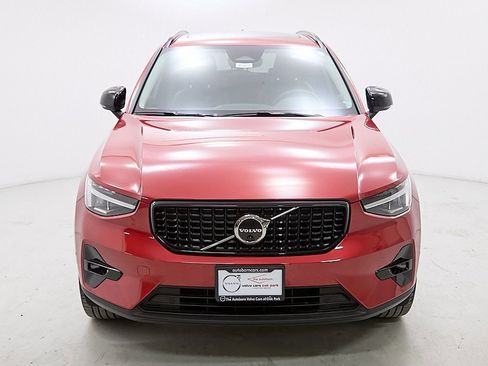 Certified 2023 Volvo XC40 B5 Plus w/ Driver Assist Package image 5