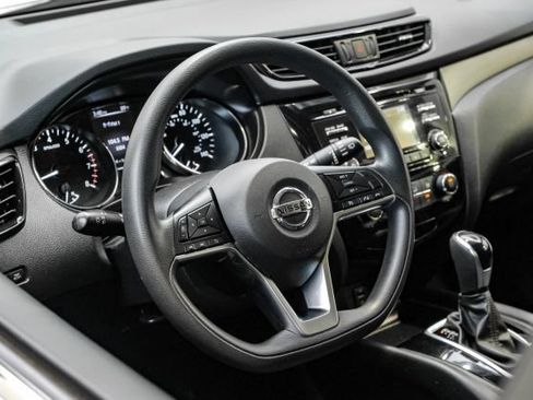 Used 2018 Nissan Rogue Sport S w/ S Appearance Package FWD image 23