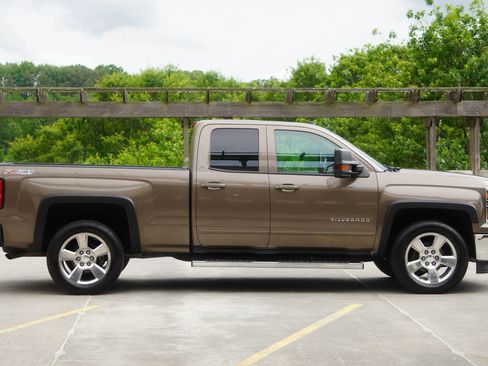 Used 2015 Chevrolet Silverado 1500 LT w/ LT Convenience Package AWD/4WD image 15