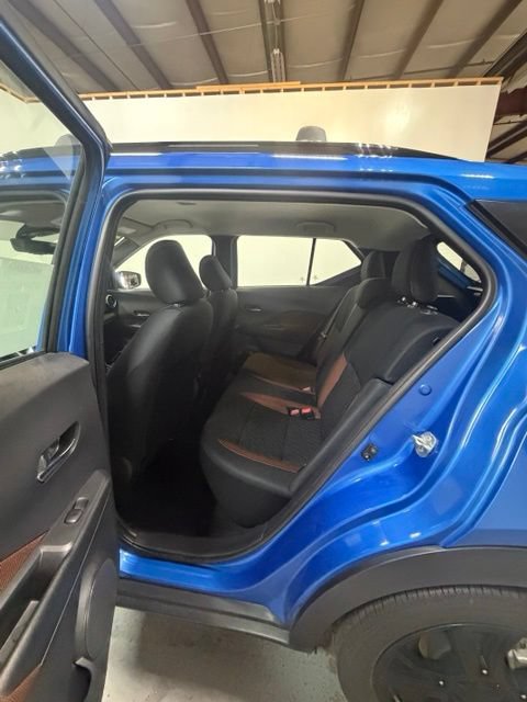 Used 2023 Nissan Kicks SR w/ Interior Electronics Package FWD image 23