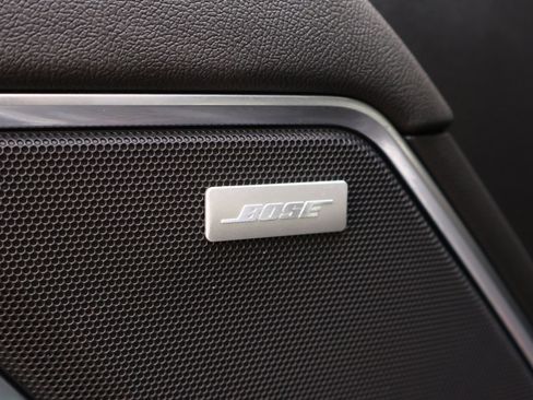 Used 2022 GMC Sierra 1500 Elevation w/ Elevation Premium Package image 9