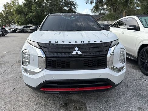 Used 2023 Mitsubishi Outlander SE AWD/4WD image 6