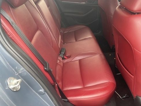 Used 2020 MAZDA MAZDA3 Hatchback w/ Premium Package image 9