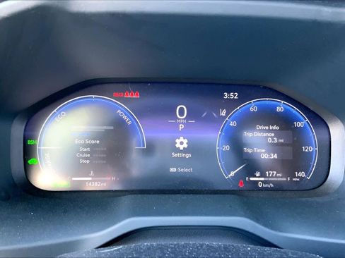 Used 2025 Toyota RAV4 Limited w/ Weather Package image 23