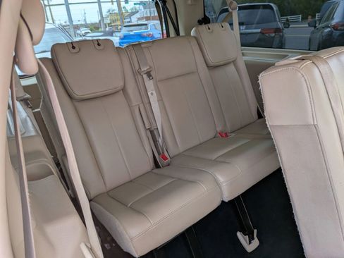 Used 2017 Ford Expedition EL XLT w/ Equipment Group 202A image 41