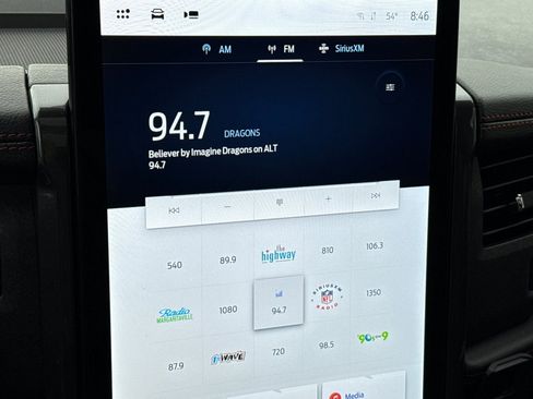 Used 2024 Ford Expedition Max Limited image 19