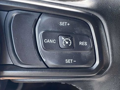Used 2022 Jeep Wrangler Sport AWD/4WD image 28
