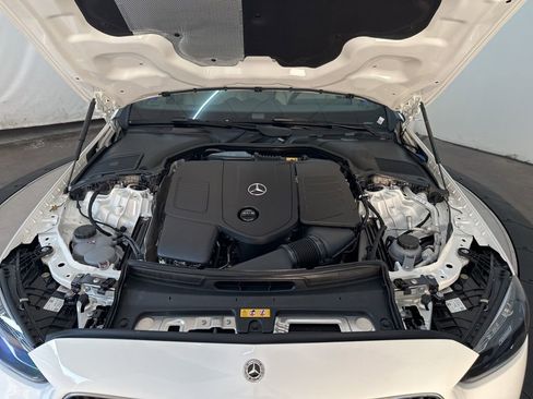 Used 2025 Mercedes-Benz C 300 Sedan image 30