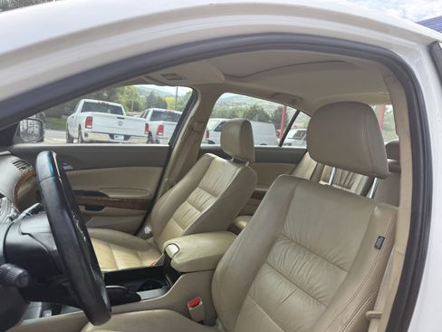 Used 2010 Honda Accord EX-L image 12