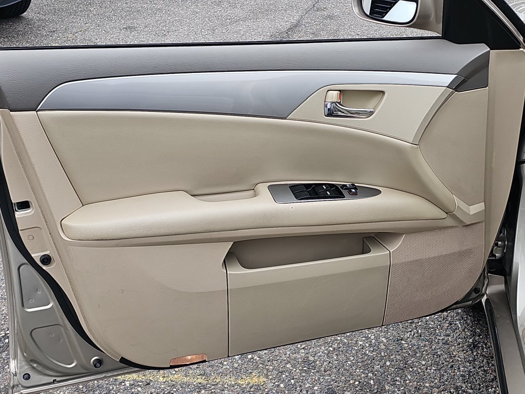 Used 2007 Toyota Avalon XL FWD image 21