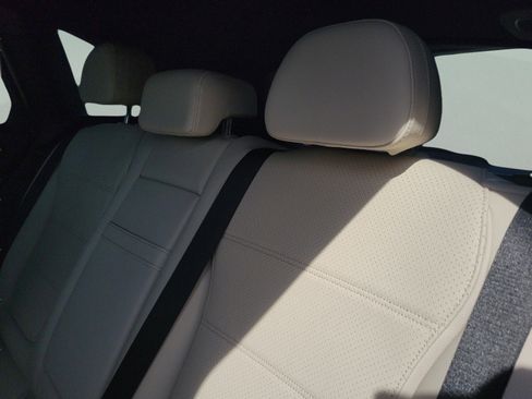 Certified 2026 Mercedes-Benz GLC 300 image 11