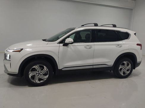 Used 2023 Hyundai Santa Fe SEL w/ Premium Package AWD/4WD image 2