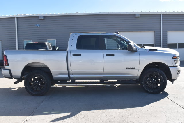 Used 2026 RAM 2500 Big Horn AWD/4WD image 4