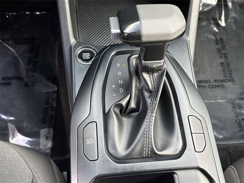 Used 2025 Kia K4 LXS image 17