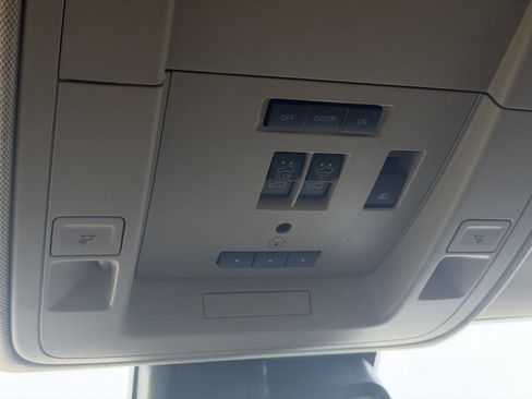 Used 2018 GMC Sierra 3500 Denali w/ Duramax Plus Package image 37