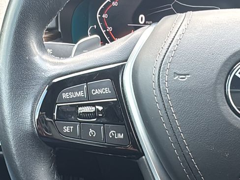 Used 2023 BMW 530i w/ Convenience Package RWD image 23