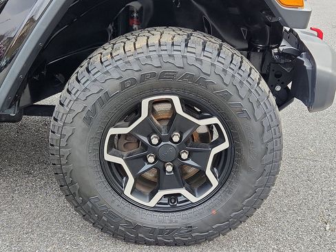 Used 2020 Jeep Gladiator Rubicon image 27