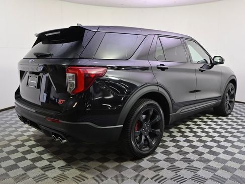 Used 2022 Ford Explorer ST w/ Equipment Group 401A image 7