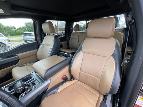 Used 2022 Ford F150 Lariat w/ Equipment Group 502A High AWD/4WD image 18