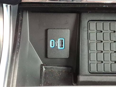 Used 2024 Ford F150 Raptor image 27