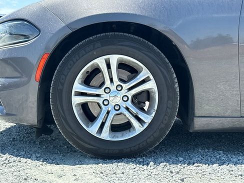 Used 2015 Dodge Charger SE w/ Popular Equipment Group RWD image 12