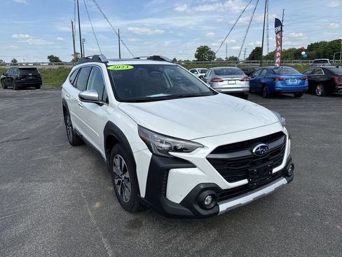 Used 2023 Subaru Outback Touring XT AWD/4WD image 15