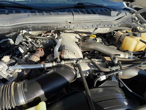 Used 2020 Ford F350 Lariat w/ Lariat Ultimate Package image 32