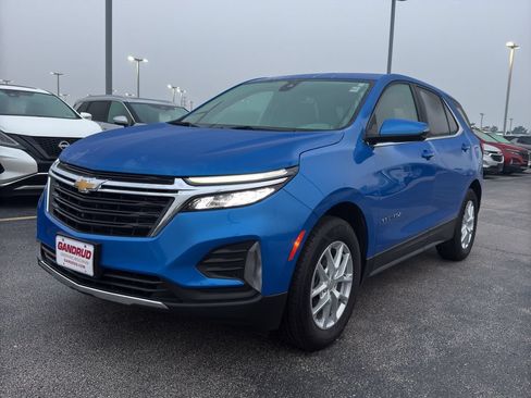 Certified 2024 Chevrolet Equinox LT AWD/4WD image 2