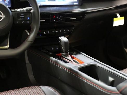 New 2026 Nissan Kicks SR w/ Interior Electronics Package image 15