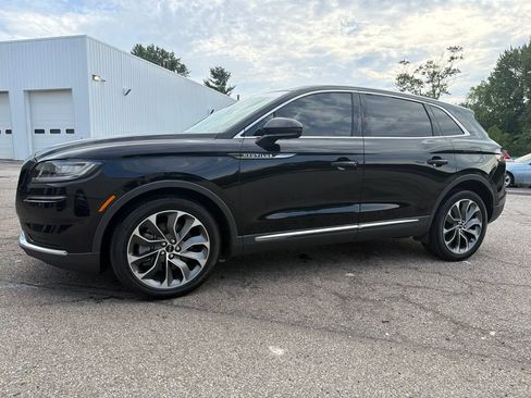 Used 2023 Lincoln Nautilus Reserve AWD/4WD image 11