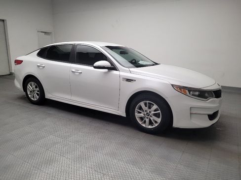 Used 2017 Kia Optima LX w/ Convenience Plus Package image 11