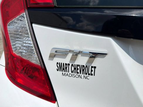Used 2017 Honda Fit LX image 15