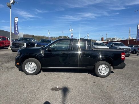 New 2025 Ford Maverick XL image 6