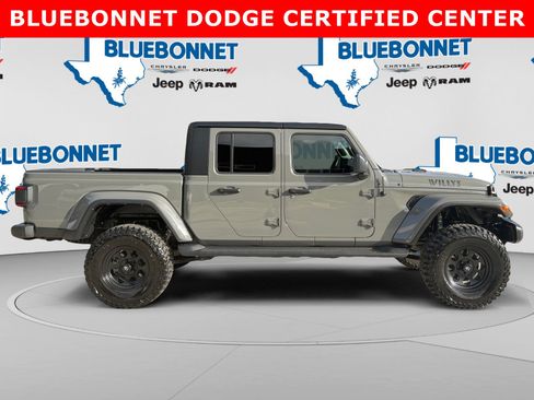 Used 2022 Jeep Gladiator Sport AWD/4WD image 4