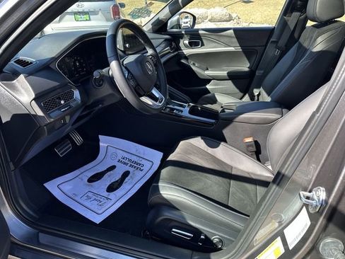 Used 2023 Acura Integra A-Spec image 12
