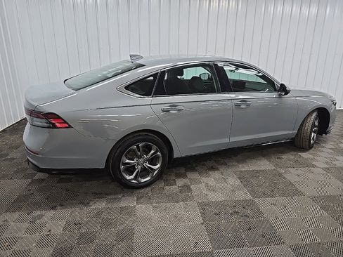 Used 2023 Honda Accord EX-L image 3