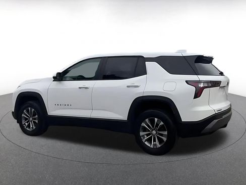 Used 2025 Chevrolet Equinox LT image 10