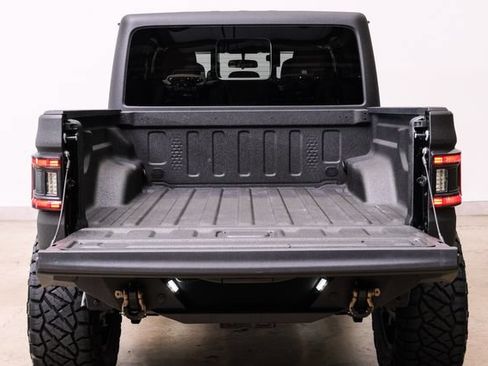 Used 2025 Jeep Gladiator Sport AWD/4WD image 45