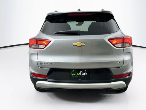 Used 2025 Chevrolet TrailBlazer LT AWD/4WD image 7