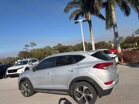 Used 2017 Hyundai Tucson Sport w/ Cargo Package image 11