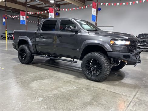 New 2025 RAM 1500 Big Horn AWD/4WD image 7
