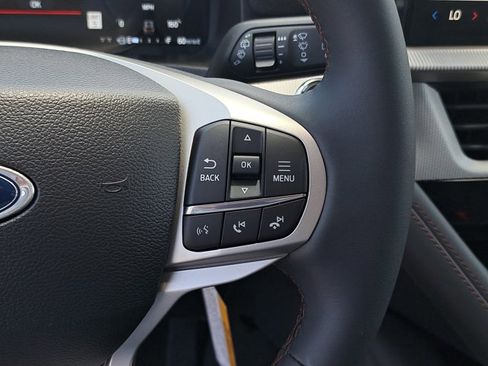 New 2025 Ford Explorer Active image 27
