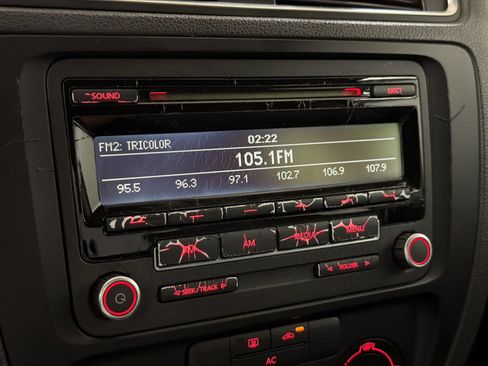 Used 2012 Volkswagen Jetta Sedan FWD image 17