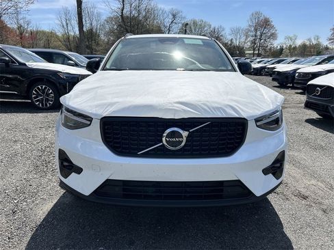 New 2025 Volvo XC40 B5 Plus w/ Protection Package Premier image 3