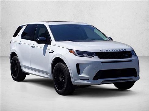Used 2025 Land Rover Discovery Sport S image 7